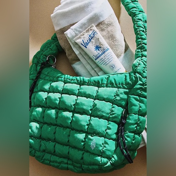 Free People Quilted Baby Carryall Sling Bag💚 - Picture 5 of 7